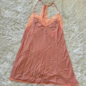Victoria's Secret  Peach Top, racer back lace,